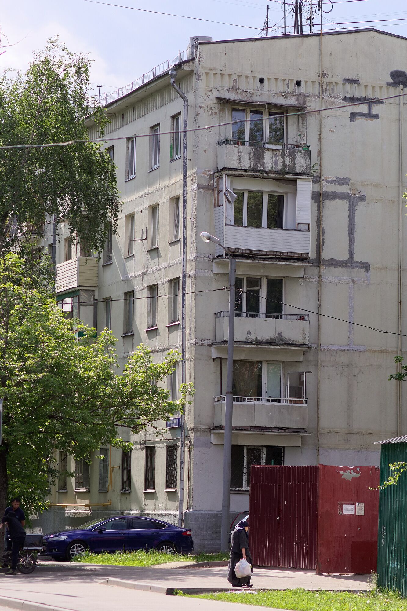 3-й Павелецкий проезд, 6 к. Б — блочный фасад с балконами